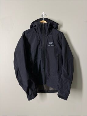 Arc’teryx Beta SL Goretex Jacket